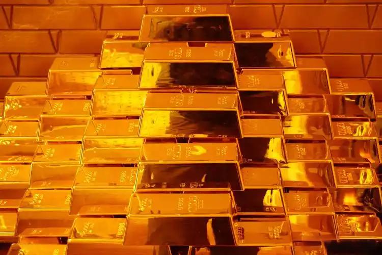 地缘冲突与美联储政策博弈下的黄金白银市场：黄金震荡待突破 白银强势领涨